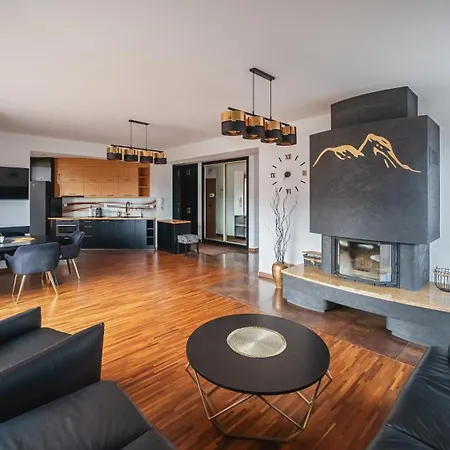 Sywarne, Sun & Snow *